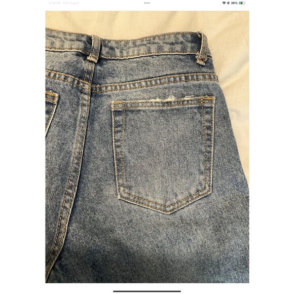 Signature 8 Women’s Distressed Straight Leg Raw Hem Blue Jeans Size S - Picture 5 of 10